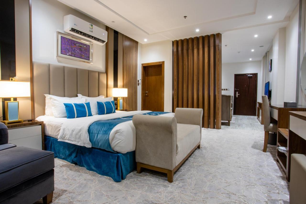 Golden Bujari Hotel - Diyafa Chamis Muszajt Zewnętrze zdjęcie